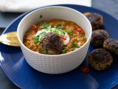 Kókusztejes sárgaborsófőzelék zöld fasírttal