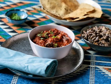 Zöldséges muhammara papadammal